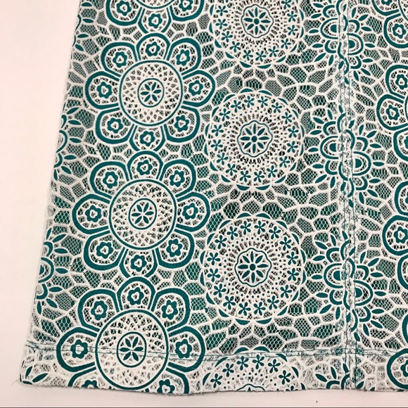 PLM+Larkin Dress - Picture 2 of 6